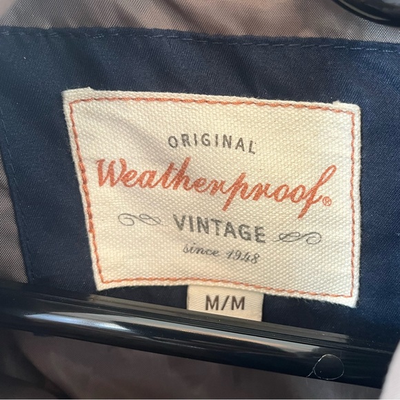 Vest - Picture 6 of 8